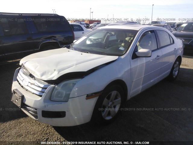 3FAHP07Z19R104714 - 2009 FORD FUSION SE WHITE photo 2