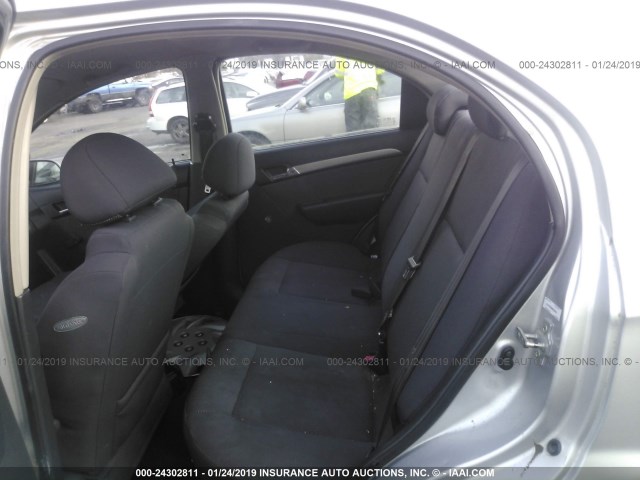 KL1TD56638B100157 - 2008 CHEVROLET AVEO LS GRAY photo 8