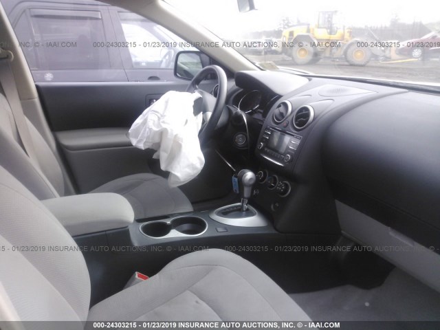 JN8AS5MVXDW622470 - 2013 NISSAN ROGUE S/SV WHITE photo 5