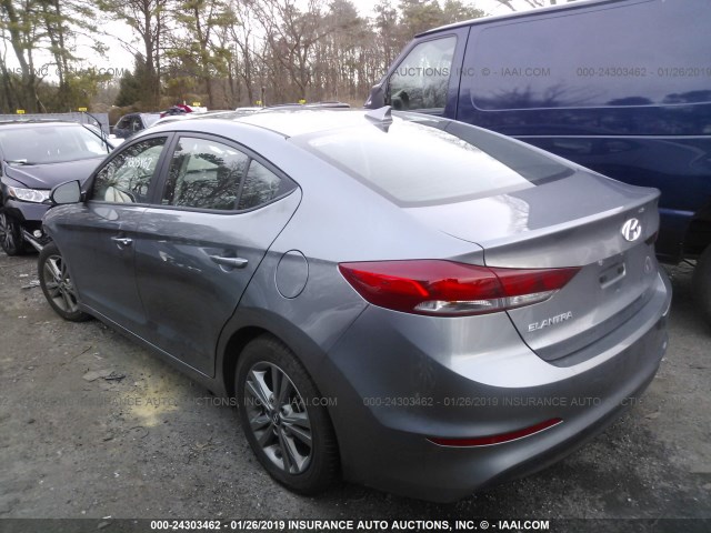 5NPD84LF6JH366129 - 2018 HYUNDAI ELANTRA SEL/VALUE/LIMITED GRAY photo 3