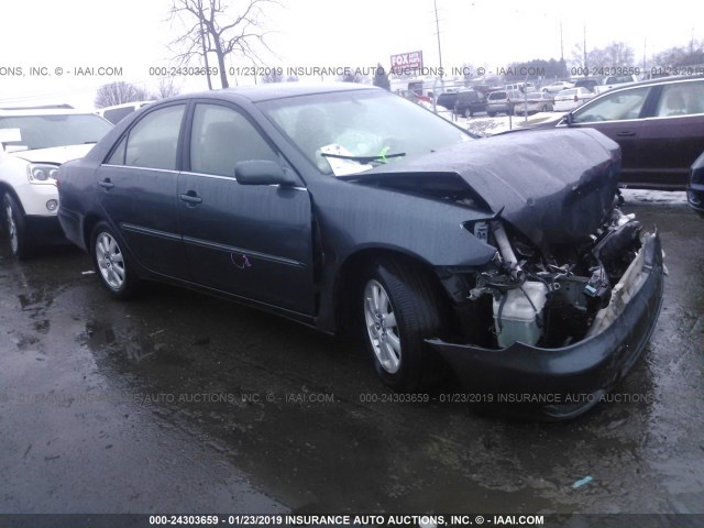 4T1BF32K03U544000 - 2003 TOYOTA CAMRY LE/XLE/SE GREEN photo 1