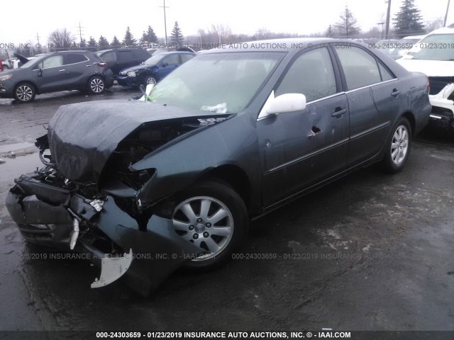 4T1BF32K03U544000 - 2003 TOYOTA CAMRY LE/XLE/SE GREEN photo 2