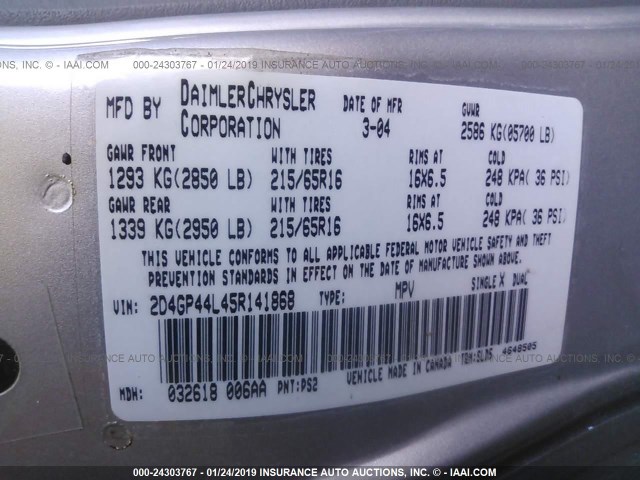 2D4GP44L45R141868 - 2005 DODGE GRAND CARAVAN SXT SILVER photo 9