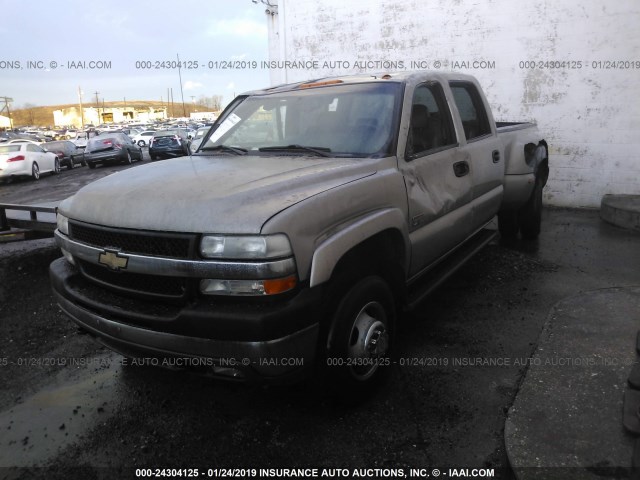 1GCJK33152F117688 - 2002 CHEVROLET SILVERADO K3500 GRAY photo 2