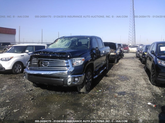 5TFHW5F12JX723355 - 2018 TOYOTA TUNDRA CREWMAX LIMITED BLACK photo 2