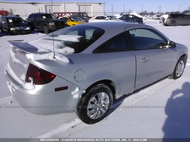 1G2AL15F477209469 - 2007 PONTIAC G5 SILVER photo 4