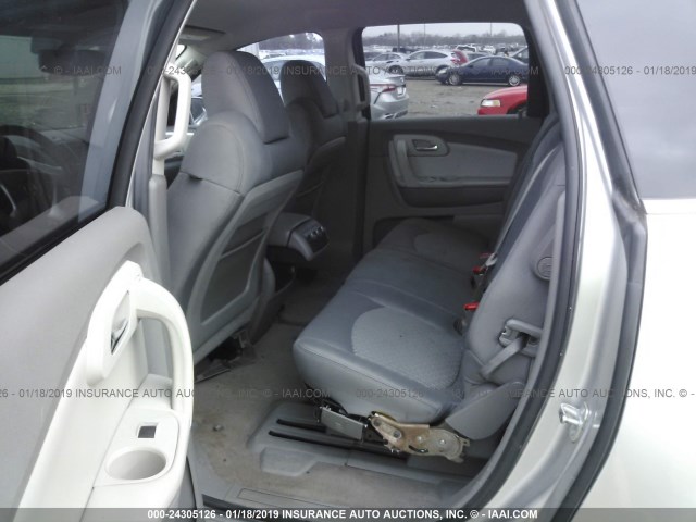 1GNKRGED7BJ210523 - 2011 CHEVROLET TRAVERSE LT SILVER photo 8