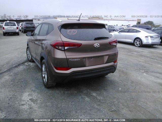 KM8J33A4XHU264941 - 2017 HYUNDAI TUCSON BROWN photo 3