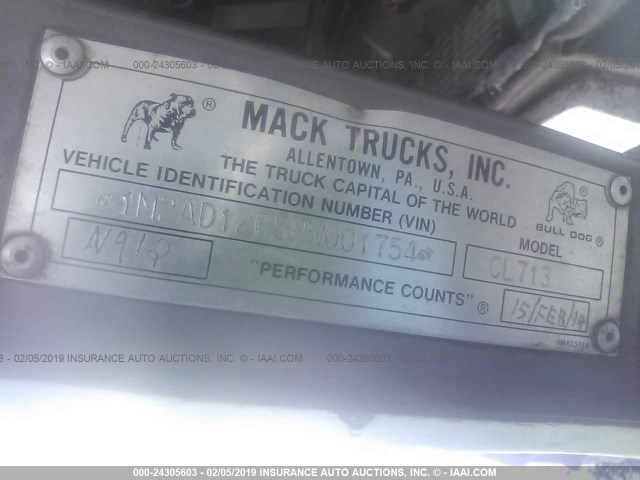 1M2AD12C5RW001754 - 1994 MACK CL713 CL700 WHITE photo 9