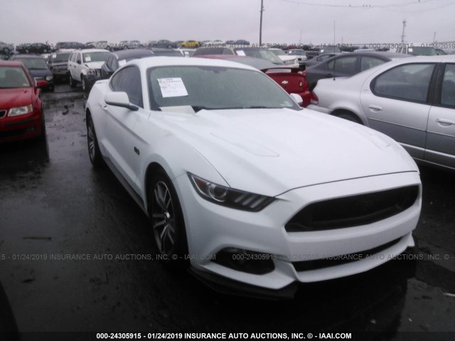 1FA6P8CF9F5406381 - 2015 FORD MUSTANG GT WHITE photo 1