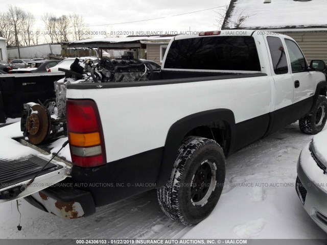 1GCGK29U1XE253769 - 1999 CHEVROLET SILVERADO K2500 WHITE photo 4