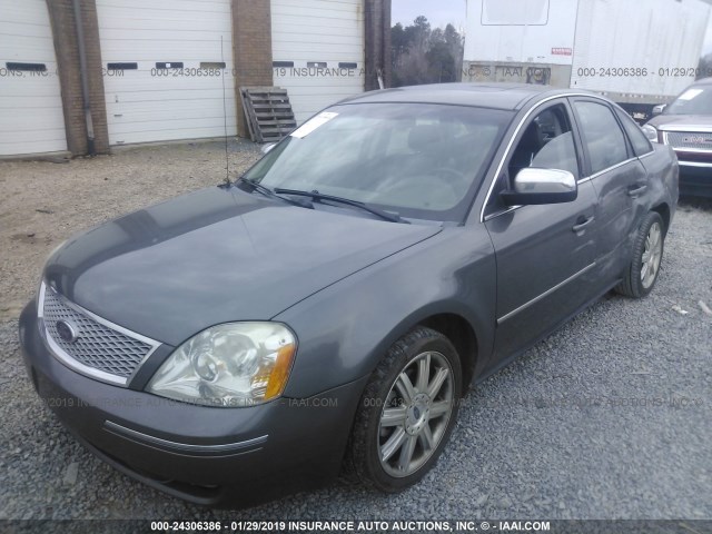 1FAFP25195G147795 - 2005 FORD FIVE HUNDRED LIMITED GRAY photo 2