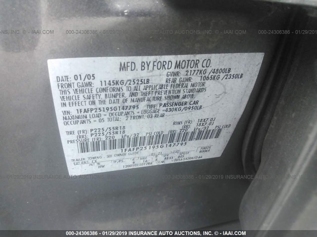 1FAFP25195G147795 - 2005 FORD FIVE HUNDRED LIMITED GRAY photo 9