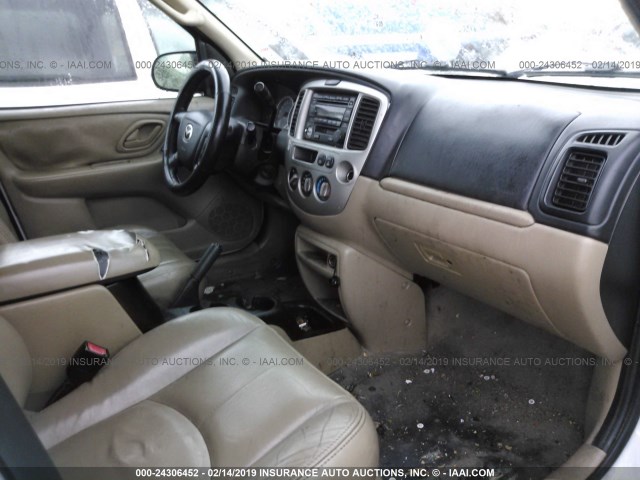 4F2CZ96184KM26343 - 2004 MAZDA TRIBUTE ES WHITE photo 5