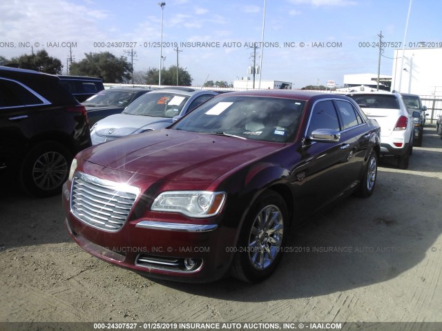 2C3CCACGXCH182118 - 2012 CHRYSLER 300 LIMITED RED photo 2