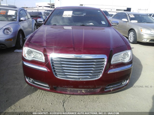2C3CCACGXCH182118 - 2012 CHRYSLER 300 LIMITED RED photo 6