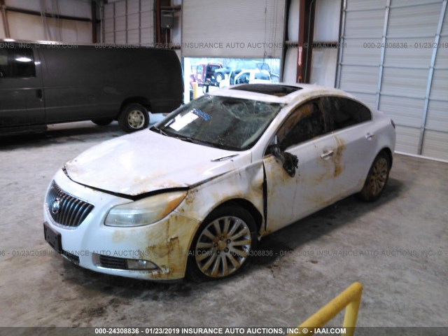 2G4GS5EV0D9227500 - 2013 BUICK REGAL PREMIUM WHITE photo 2