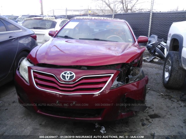 4T1BF3EKXBU705673 - 2011 TOYOTA CAMRY SE/LE/XLE 红色 照片 6
