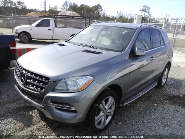 4JGDA5JB4DA199299 - 2013 MERCEDES-BENZ ML 350 GRAY photo 2