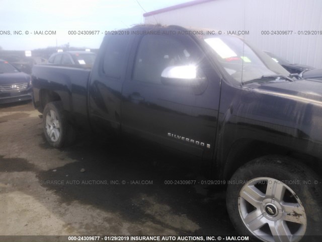 2GCEC19J971647722 - 2007 CHEVROLET SILVERADO C1500 BLACK photo 6