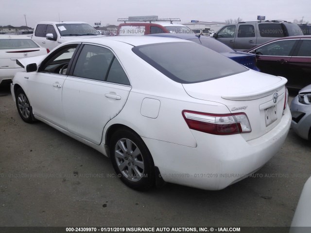 JTNBB46K773016672 - 2007 TOYOTA CAMRY NEW GENERAT HYBRID WHITE photo 3