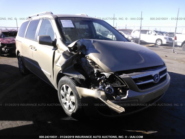 KNDMC233376039893 - 2007 HYUNDAI ENTOURAGE GLS/SE/LIMITED GOLD photo 1