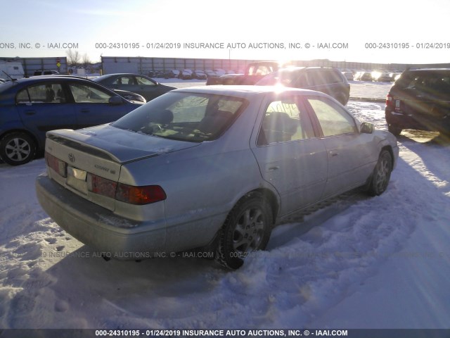 4T1BG22K61U821589 - 2001 TOYOTA CAMRY CE/LE/XLE SILVER photo 4