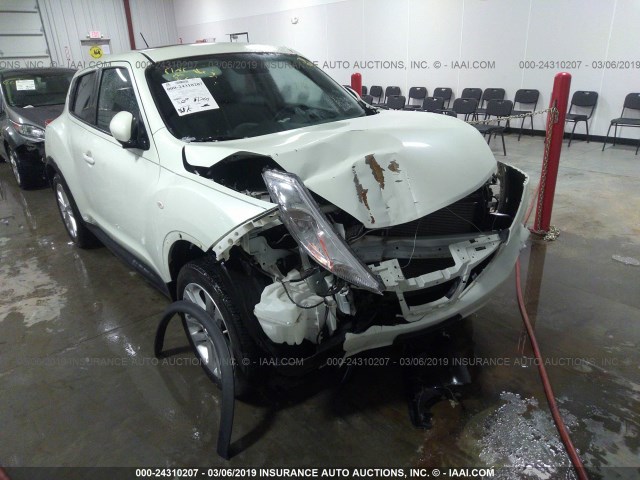 JN8AF5MV0CT124055 - 2012 NISSAN JUKE S/SV/SL WHITE photo 6