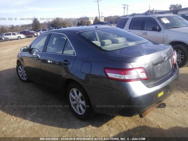 4T4BF3EK9AR001551 - 2010 TOYOTA CAMRY SE/LE/XLE GRAY photo 3