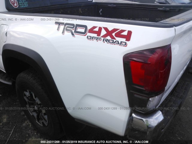 3TMCZ5AN0JM177494 - 2018 TOYOTA TACOMA DBL CAB/SR/TRDSPT/OR/PRO WHITE photo 6