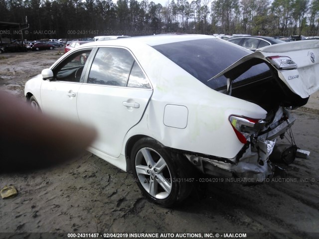 4T1BF1FKXCU540311 - 2012 TOYOTA CAMRY SE/LE/XLE 白色 照片 3