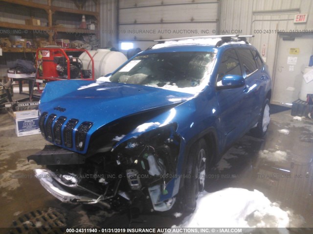 1C4PJMCX3JD599742 - 2018 JEEP CHEROKEE LATITUDE BLUE photo 2