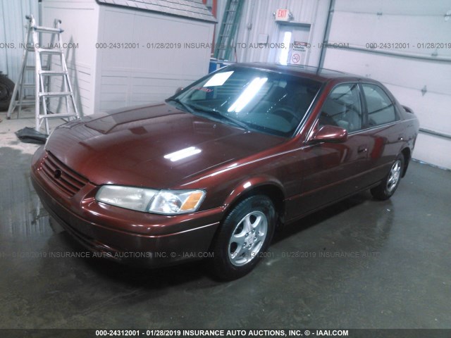 4T1BG22KXXU581522 - 1999 TOYOTA CAMRY CE/LE/XLE 栗色 照片 2