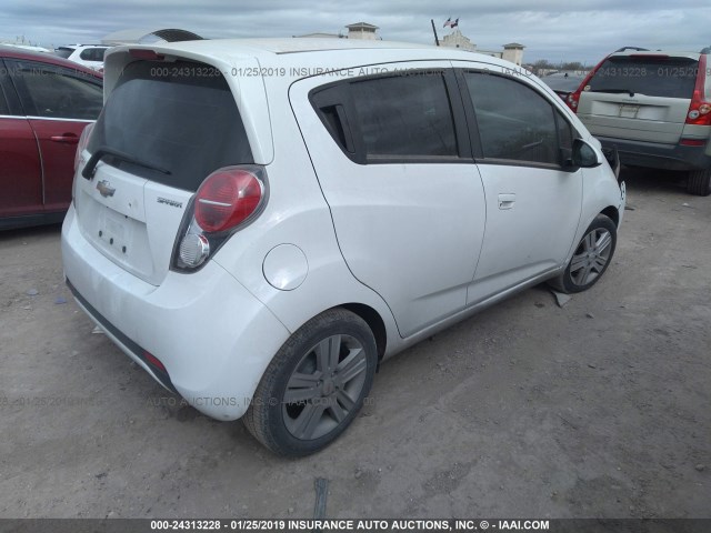 KL8CB6S99EC454428 - 2014 CHEVROLET SPARK LS WHITE photo 4