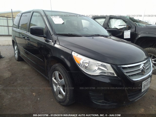 2V4RW3D17AR281835 - 2010 VOLKSWAGEN ROUTAN SE BLACK photo 1