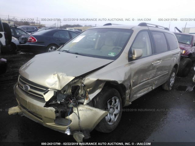 KNDMB233076104749 - 2007 KIA SEDONA EX/LX TAN photo 2