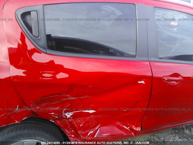 KL8CB6SA0GC639318 - 2016 CHEVROLET SPARK LS RED photo 6