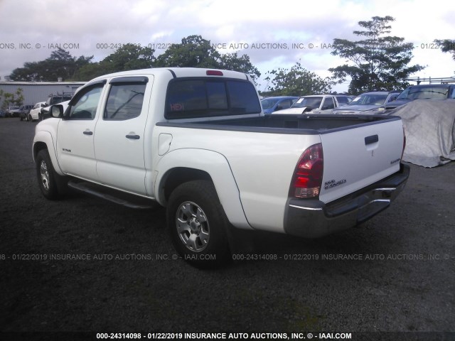 5TELU42N88Z555730 - 2008 TOYOTA TACOMA DOUBLE CAB 白色 照片 3
