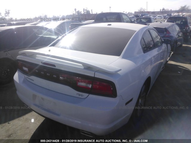 2C3CDXCT2EH252436 - 2014 DODGE CHARGER R/T WHITE photo 4