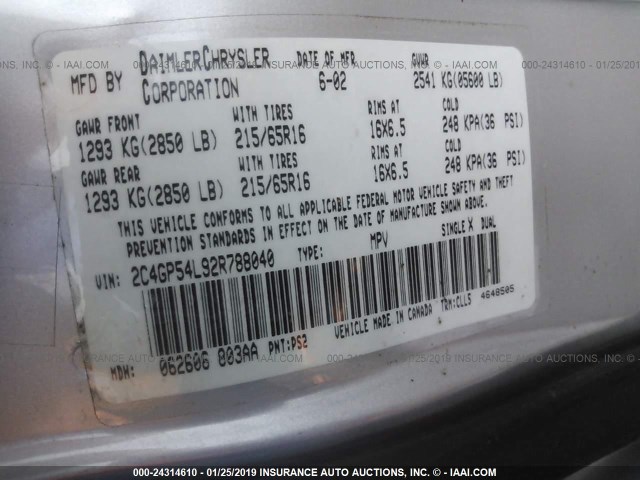 2C4GP54L92R788040 - 2002 CHRYSLER TOWN & COUNTRY LXI SILVER photo 9