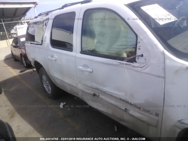 1GKFK16378J140035 - 2008 GMC YUKON XL K1500 WHITE photo 6