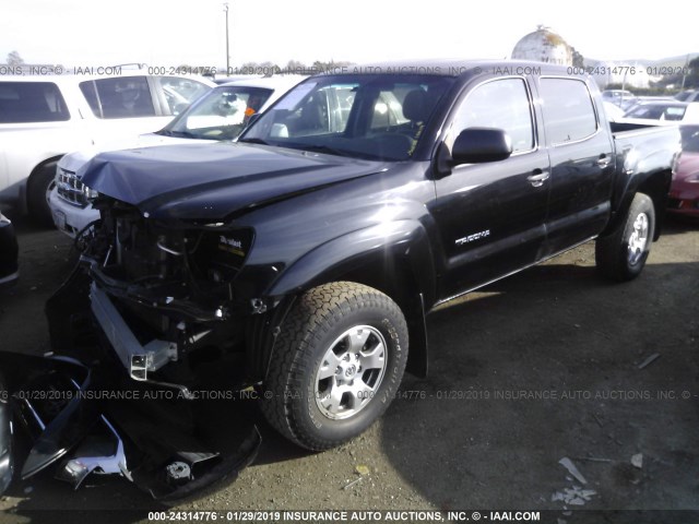 3TMJU4GN8FM187561 - 2015 TOYOTA TACOMA DOUBLE CAB PRERUNNER BLACK photo 2