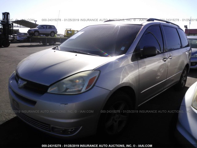 5TDZA23CX5S224340 - 2005 TOYOTA SIENNA CE/LE SILVER photo 2