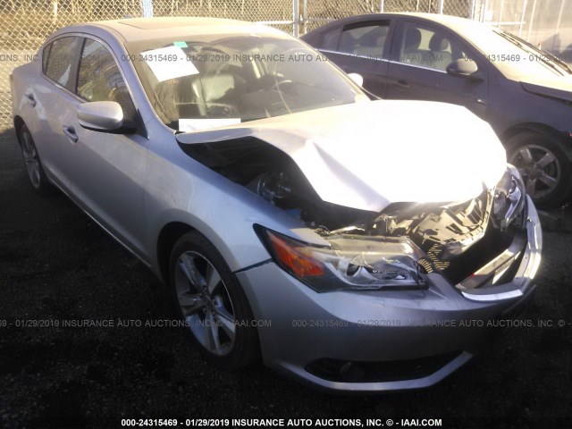 19VDE1F77DE012343 - 2013 ACURA ILX 20 TECH SILVER photo 1