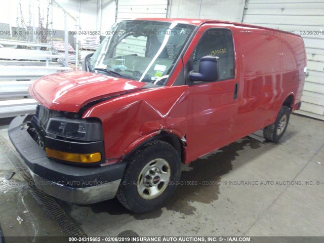 1GTW7FCA2E1910800 - 2014 GMC SAVANA G2500 RED photo 2