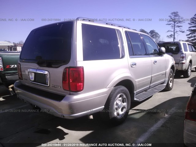 5LMFU28A3YLJ31675 - 2000 LINCOLN NAVIGATOR TAN photo 4