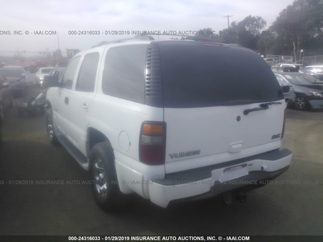 1GKEK63U32J267765 - 2002 GMC DENALI WHITE photo 3