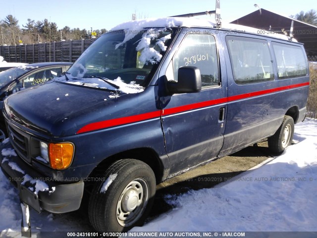 1FMRE11W64HB48285 - 2004 FORD ECONOLINE E150 WAGON BLUE photo 2