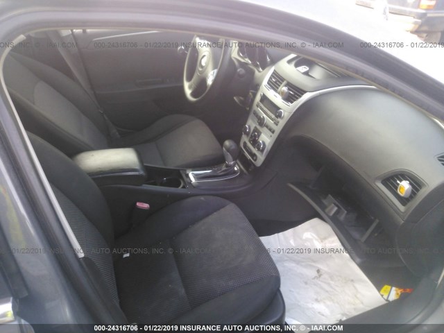 1G1ZH57B884299268 - 2008 CHEVROLET MALIBU 1LT GRAY photo 5