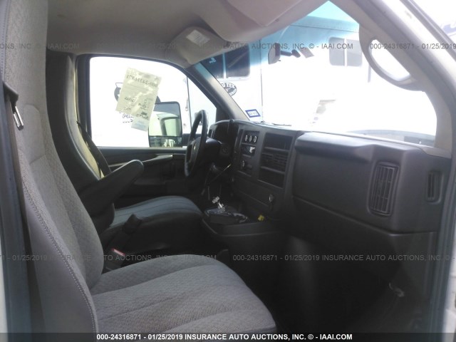 1GB3G2BG7E1179724 - 2014 CHEVROLET EXPRESS G3500  Unknown photo 5